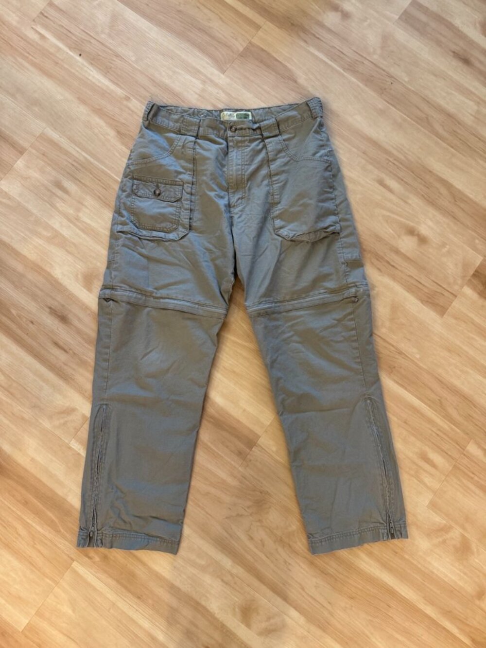 Cabela’s Convertible Pants Mens 34x30 Zip Off Hiking Outdoor Utility